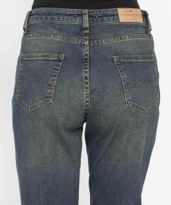 Isaacstewart.shop052b211f00 4