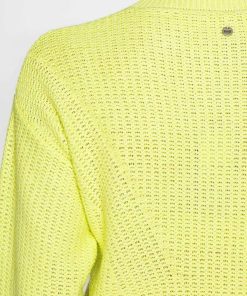 Isaacstewart.shop27e44d0ff5 4