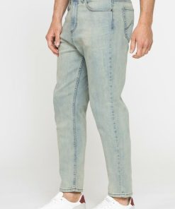 Isaacstewart.shop2b04b695e2 2