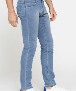 Isaacstewart.shop45f37a0536 2