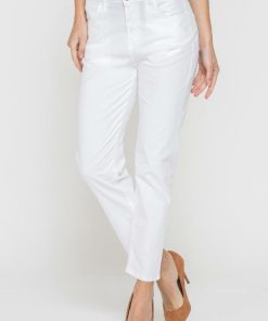 Isaacstewart.shop5acf8b83a9 1