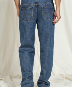 Isaacstewart.shop634b8ff132 3