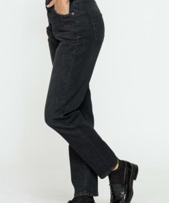 Isaacstewart.shop7f3c9db845 2