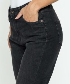 Isaacstewart.shop7f3c9db845 4