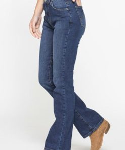 Isaacstewart.shop84ca6fb7f2 2